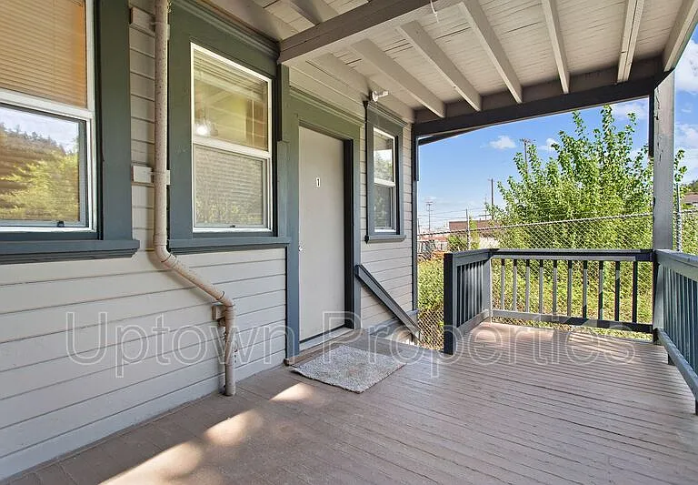 5919 NW Saint Helens Rd #1 — Photo 1