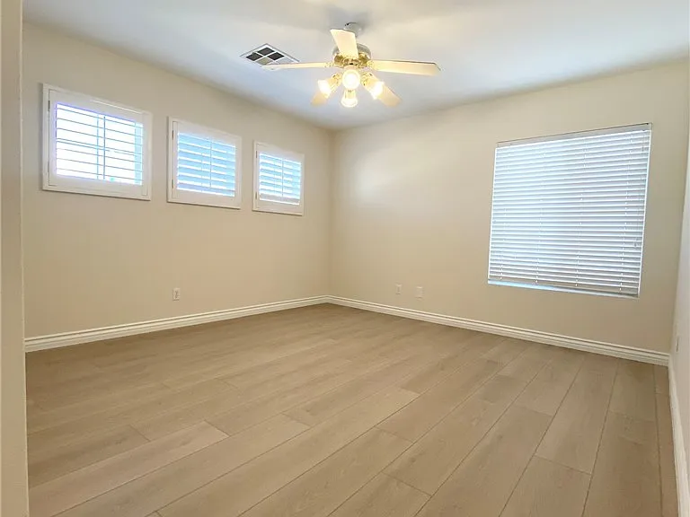 188 Tamarron Cliffs St — Photo 18