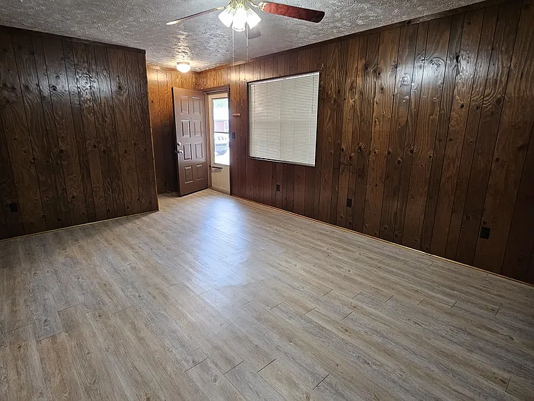 2 Mulberry Ln — Photo 6
