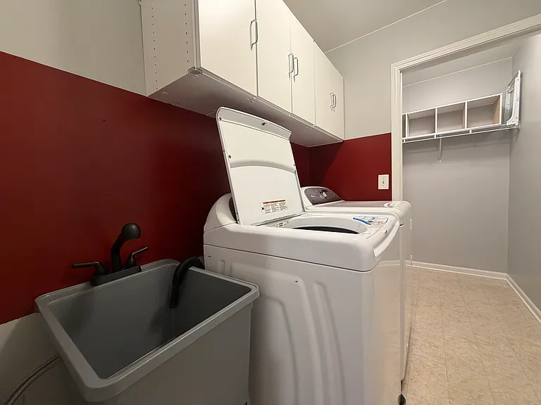 5626 Victory Cir — Photo 35