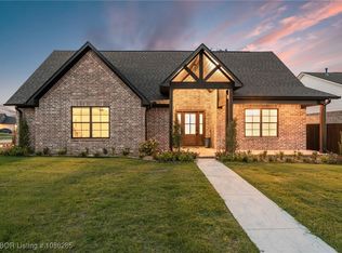 8301 McLaren Dr, Fort Smith, AR 72916