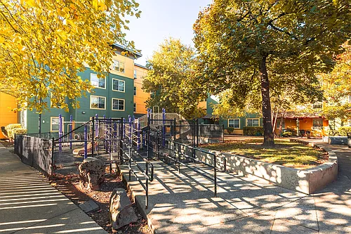 INCOME RESTRICTED Affordable Apartments in Hazelwood! Photo 1