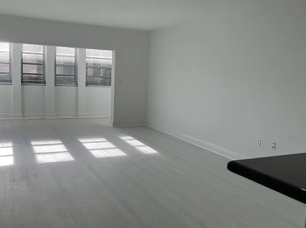 9159 SW 77th Ave APT 101, Miami, FL 33156