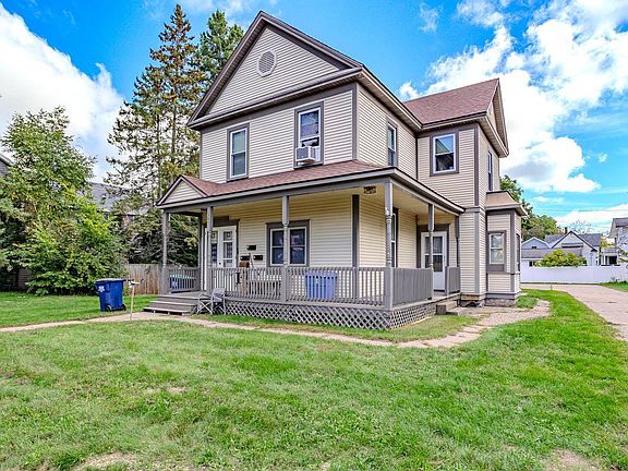 3rd image of 507 SEYMOUR STREET