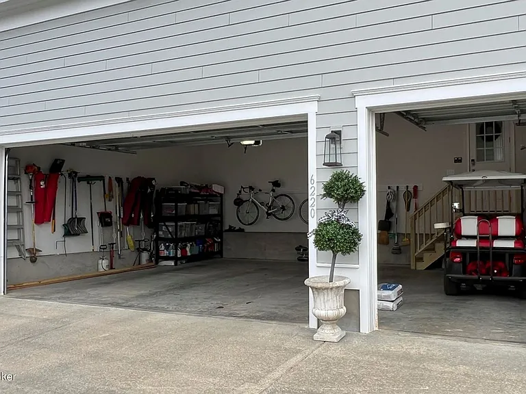 6220 Mistflower Cir — Photo 34