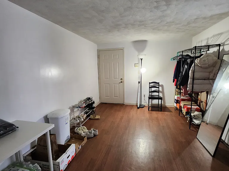 Maude St — Photo 2