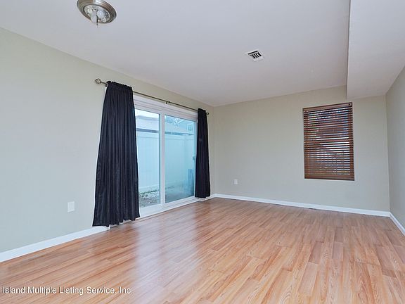5th image of 223 Pond Way #A