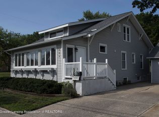 228 W Main St, Grand Ledge, MI 48837