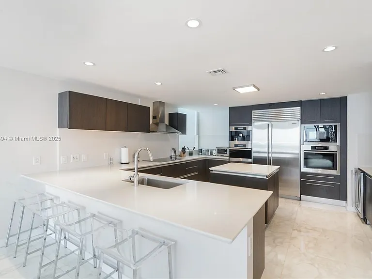 17001 Collins Ave #4101 — Photo 7