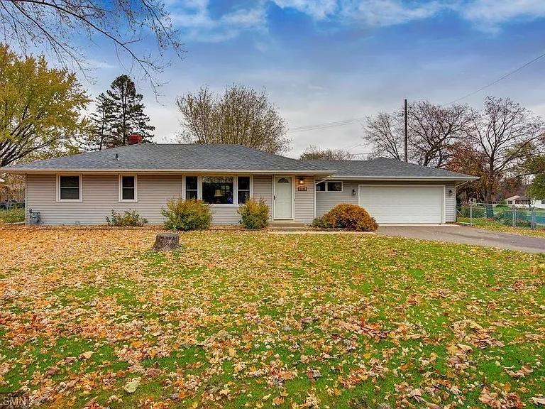 3644 Dennis Ln — Photo 1