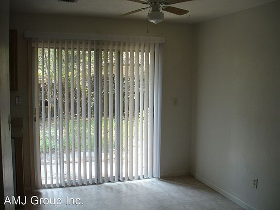 3rd image of 2114 NW 55th Blvd APT 7