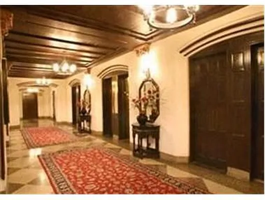 Sold by Douglas Elliman | media 21