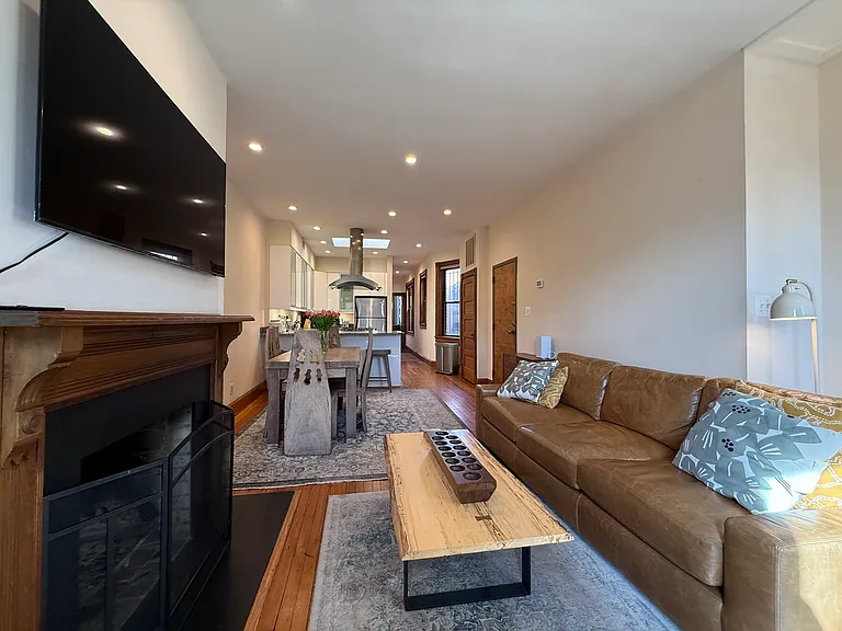 632 Massachusetts Ave NE #3 — Photo 7