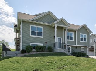 1311 Carolyn Ct, Yorkville, IL 60560