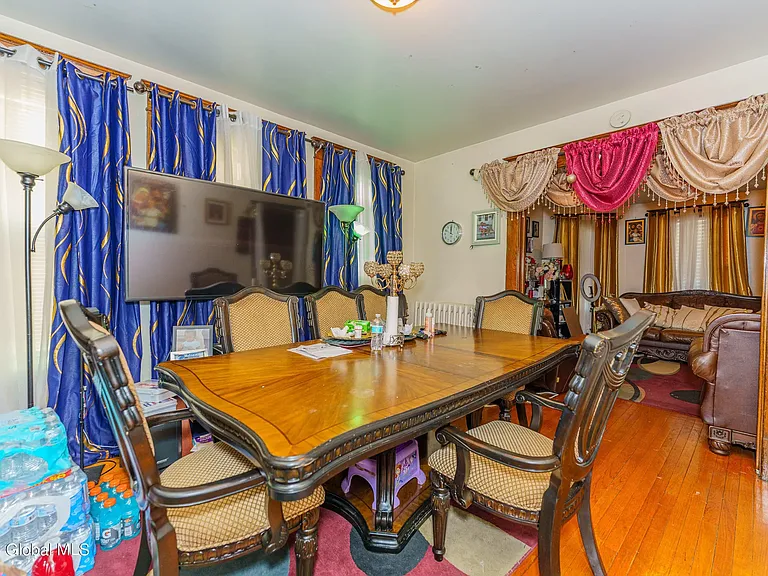 792 Washington Ave #2 — Photo 5