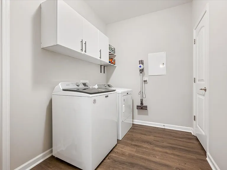 329 Sonoma Dr — Photo 11