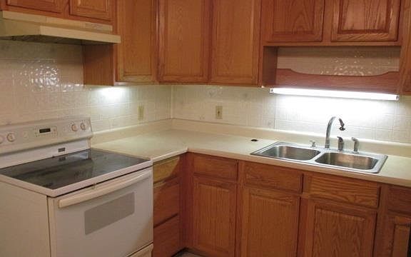 5th image of 10928 E County Road 800 N