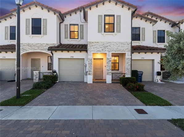 11962 SW 247th Ter #11962, Homestead, FL 33032