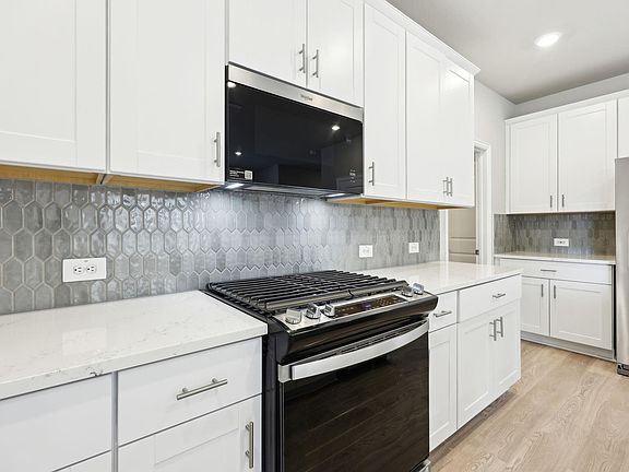 5th image of 1210 Booker St