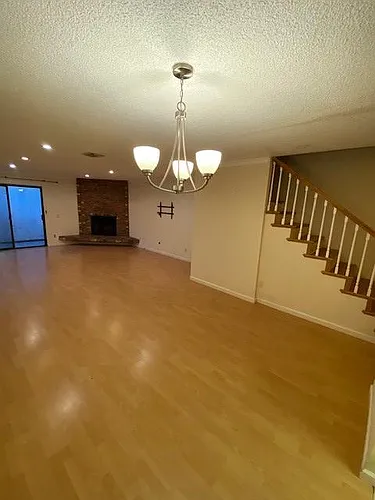 557 E Tujunga Ave #H Photo 1