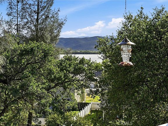 3rd image of 18669 Deer Hill Rd