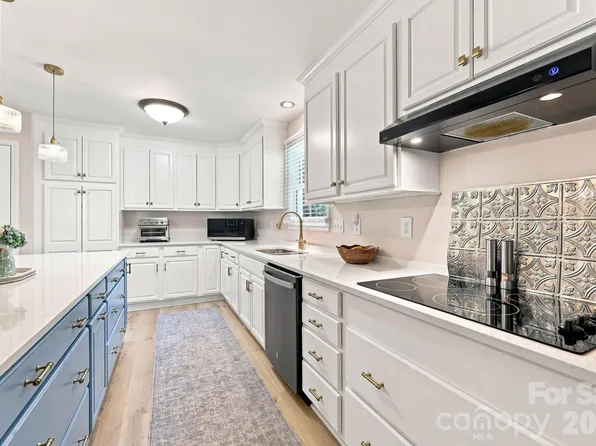 178 Woodland Dr SW, Concord, NC 28025