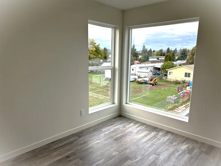 126 E Evergreen Dr #202 — Photo 8