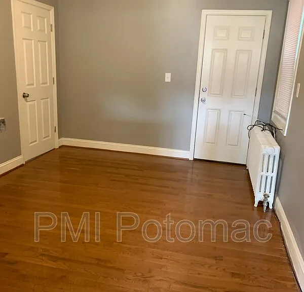 344 Main St #101 — Photo 9