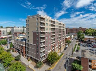 1735 Lake Ave APT 402, Knoxville, TN 37916