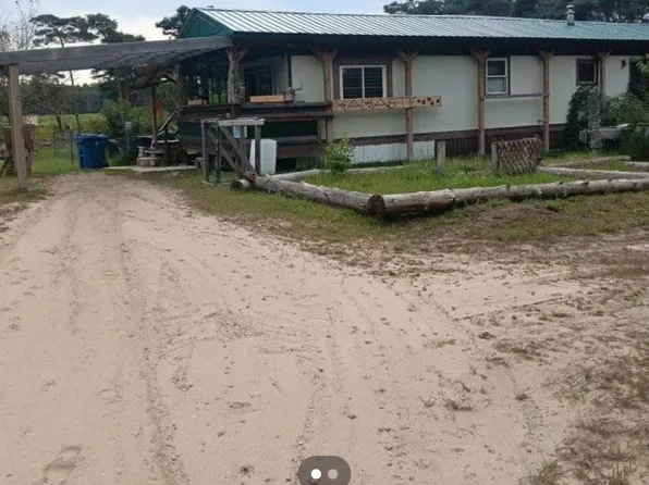 7085 W Emery Rd, Houghton Lake, MI 48629