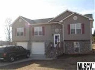 2214 Olde Valley Dr, Hudson, NC 28638