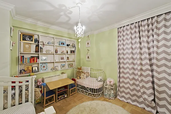 Sold by Nest Seekers International | media 32