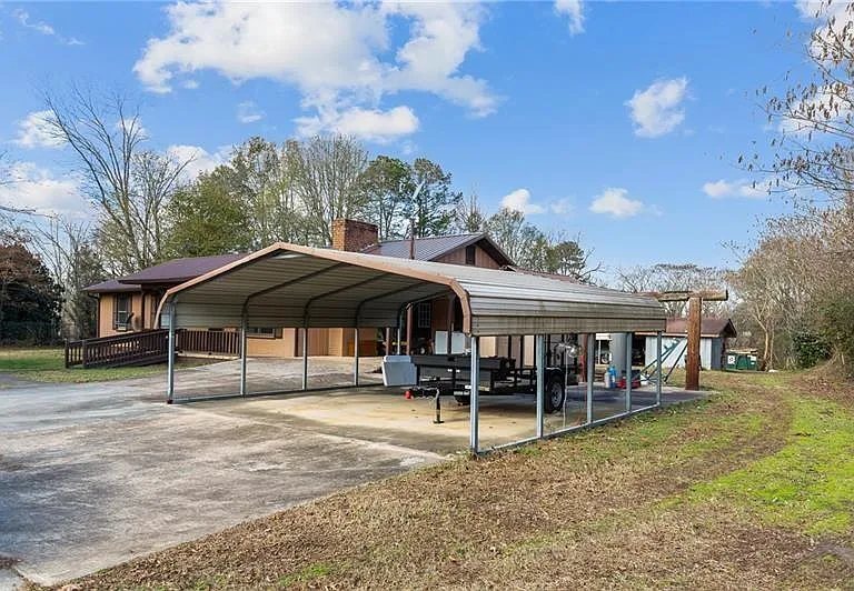 3685 Settingdown Rd — Photo 5
