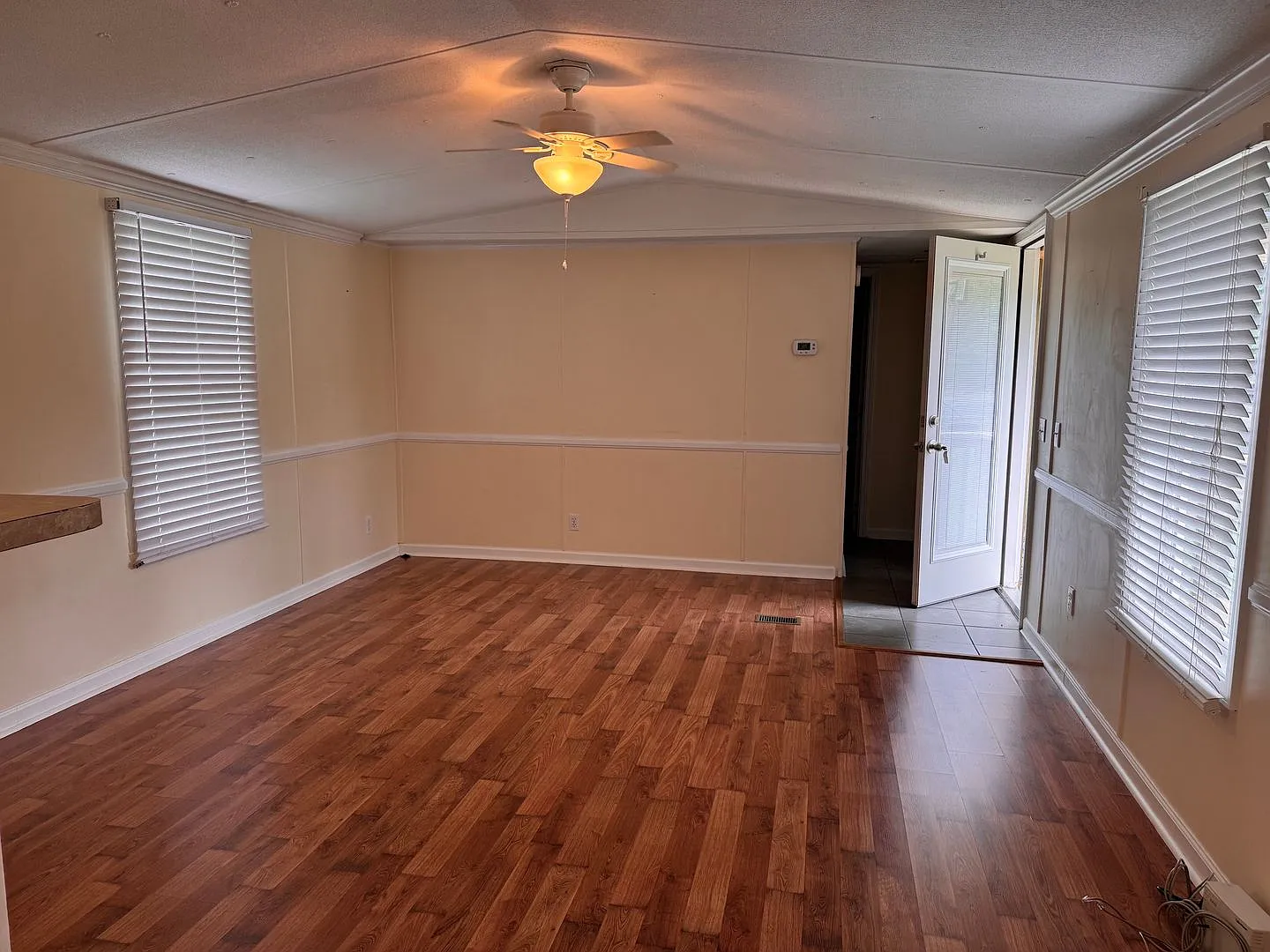 2 Bed, 2 Bath Mobile Home Located In The Country In Denton! With Beautiful Back Porch View! Lawn ... — Photo 3