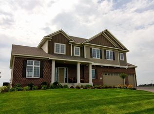 2201 Silver Leaf Trl, Cologne, MN 55322