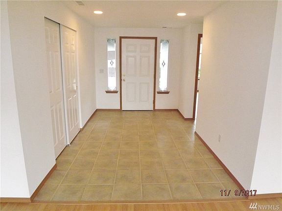 2nd image of 116 Vista View Ct