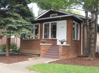 938 S Maple Ave, Oak Park, IL 60304
