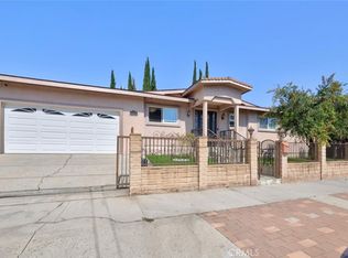 6415 Varna Ave, Van Nuys, CA 91401