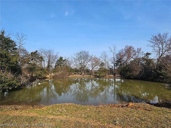 5th image of Skeets Rd