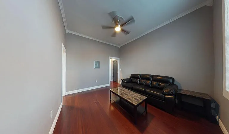 315 S Beech St #5 — Photo 2