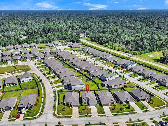 4th image of 24063 Hawthorn Lakes Dr