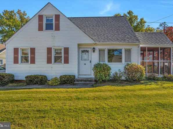 36 Ridgley St, Mount Holly, NJ 08060