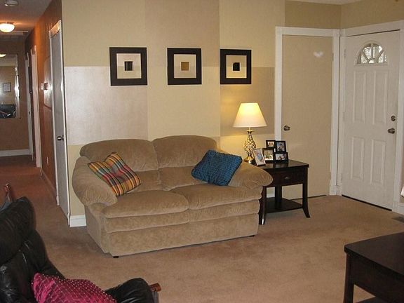 4th image of 4 Saint Georges Dr