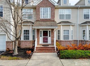 100 Forest Dr, Piscataway, NJ 08854