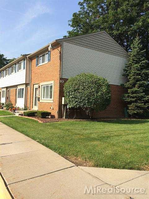 1st image of 25745 Salem St