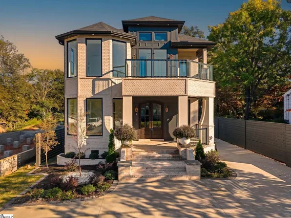 205 Parkins Mill Rd, Greenville, SC 29607