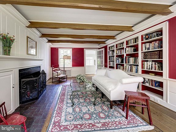 3rd image of 5615 Wilson Ln
