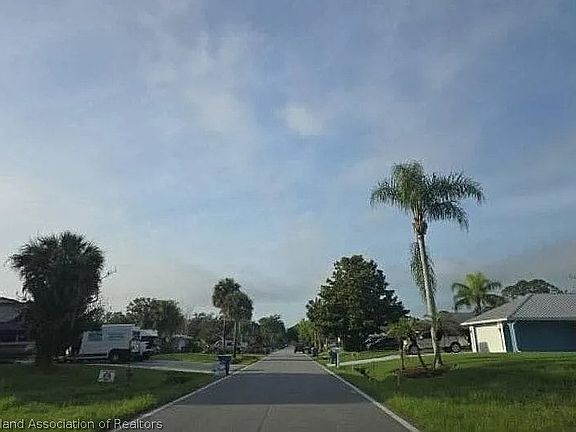 5th image of 2829 Willow Oak Dr