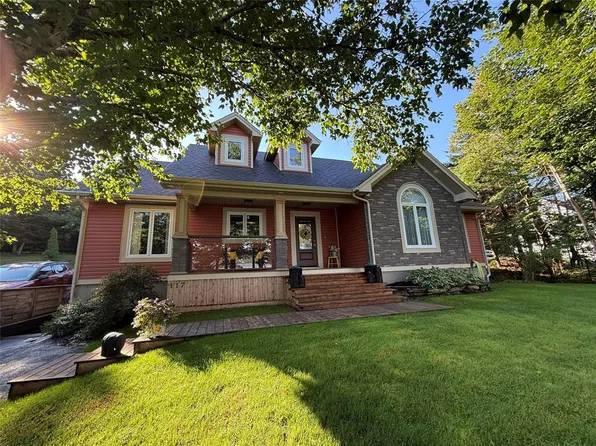 117 Cross Road, Bay Roberts, NL A0A1G0