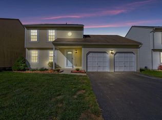 1955 Westbrook Village Dr, Columbus, OH 43228